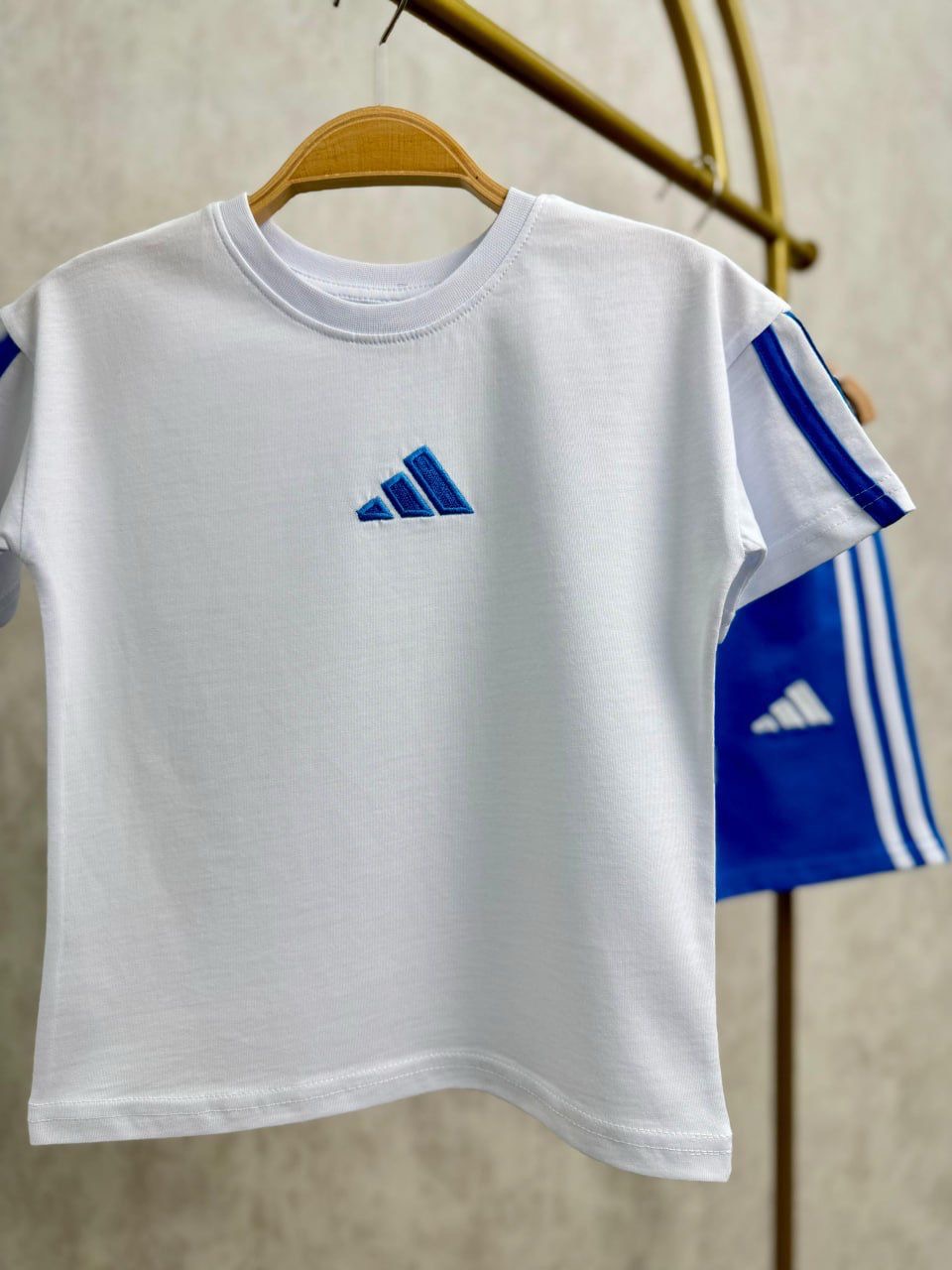 Mavi Şortlu Adidas Takım