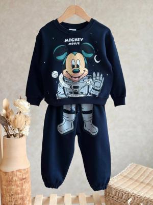 Mickey Astronot Takım